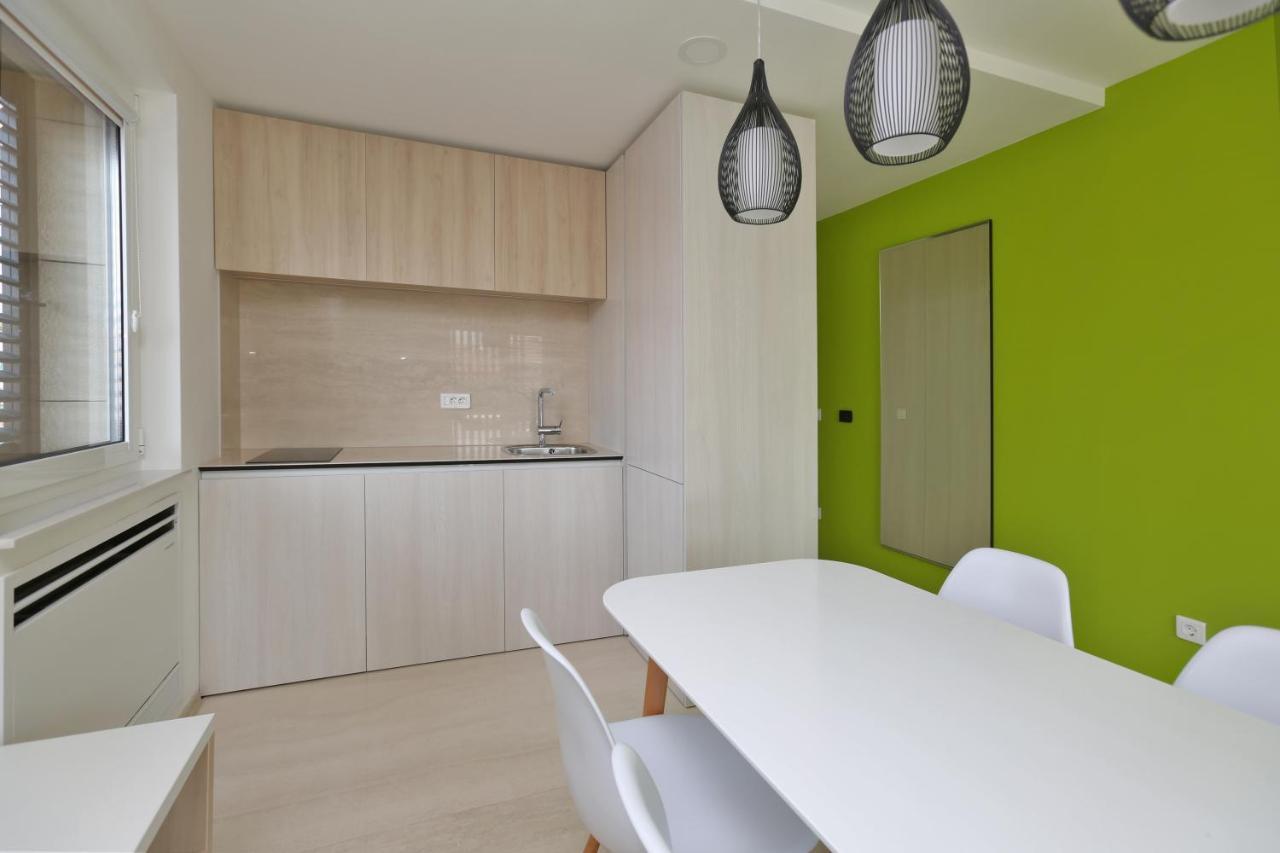 Magic Stone Apartments บาชกาโวดา ภายนอก รูปภาพ